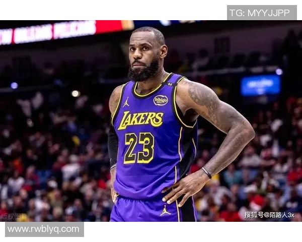 詹姆斯领衔NBA新赛季挑战赛场巅峰再创辉煌的传奇之路